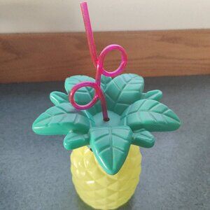NWOT Victoria's Secret PINK Pineapple Cup With Swirly Straw